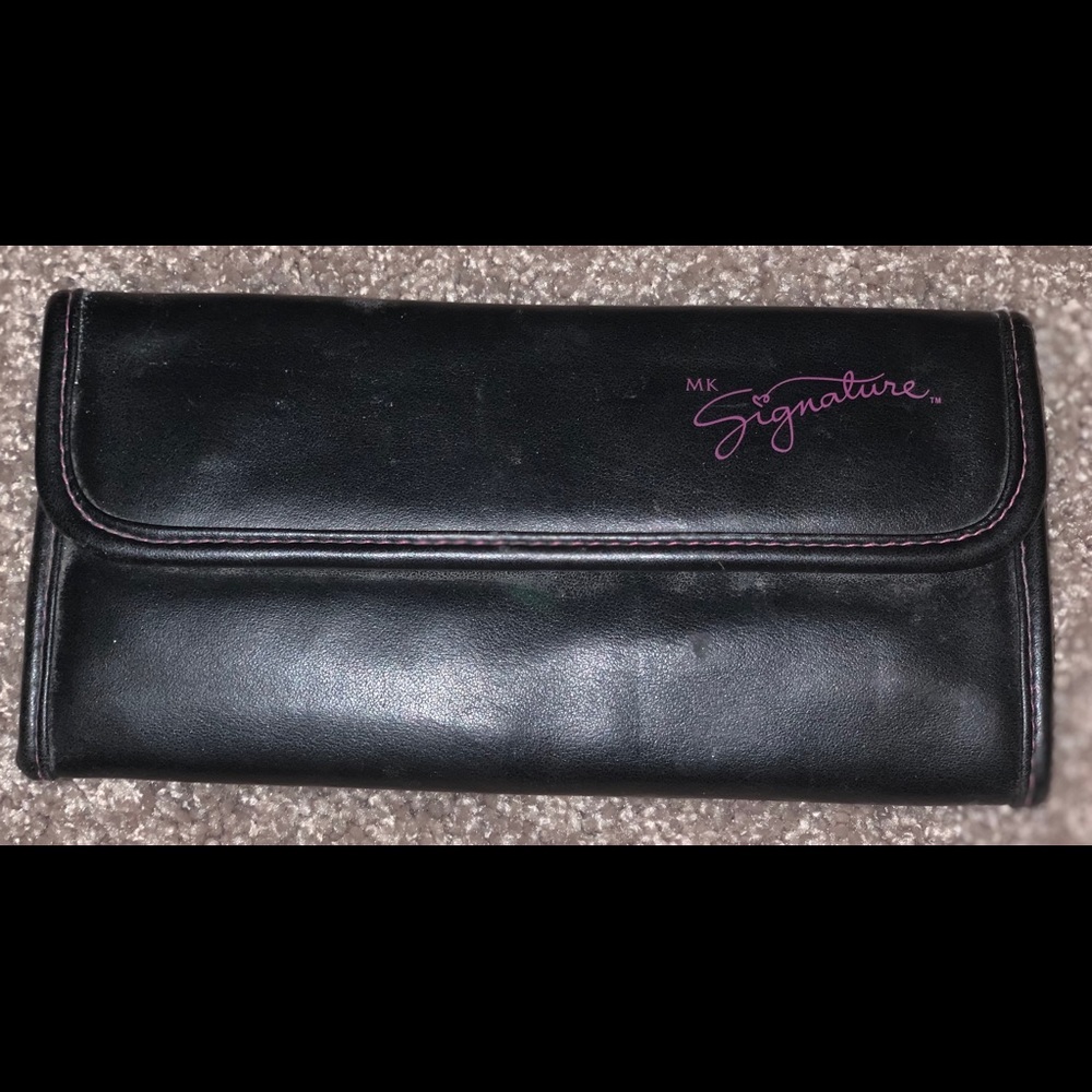 Mary Kay Make-up brush travel case